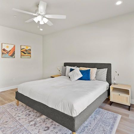 Newly Built Murphys Modern Retreat Exterior photo